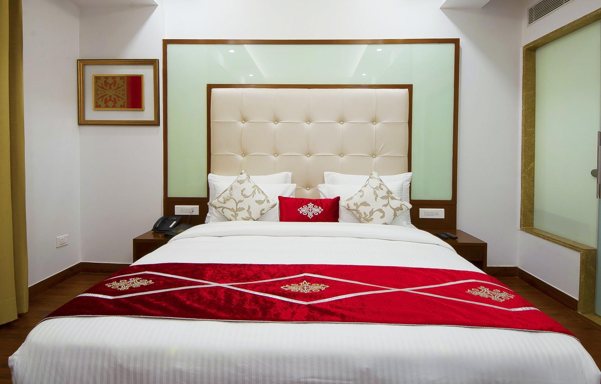 Hotel Swaran Palace Дели Экстерьер фото