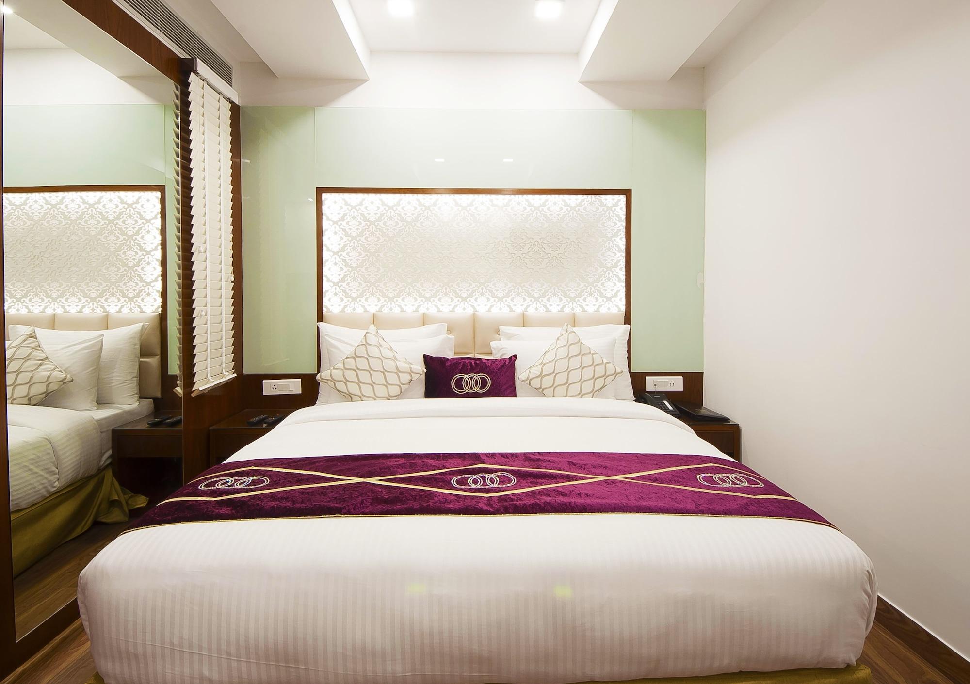 Hotel Swaran Palace Дели Экстерьер фото