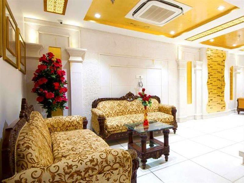 Hotel Swaran Palace Дели Экстерьер фото