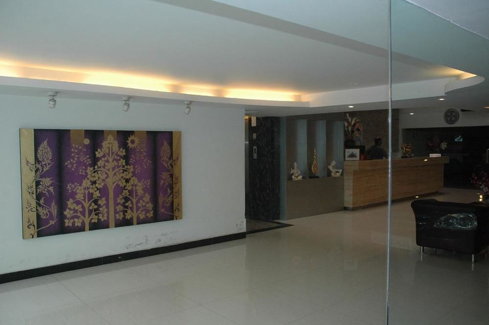 Hotel Swaran Palace Дели Экстерьер фото