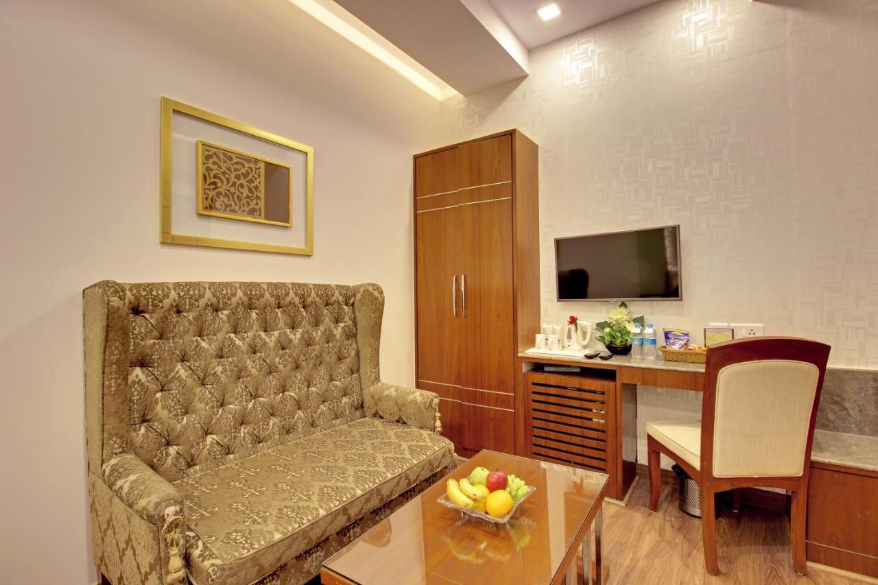 Hotel Swaran Palace Дели Экстерьер фото