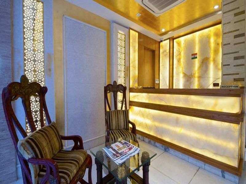 Hotel Swaran Palace Дели Экстерьер фото